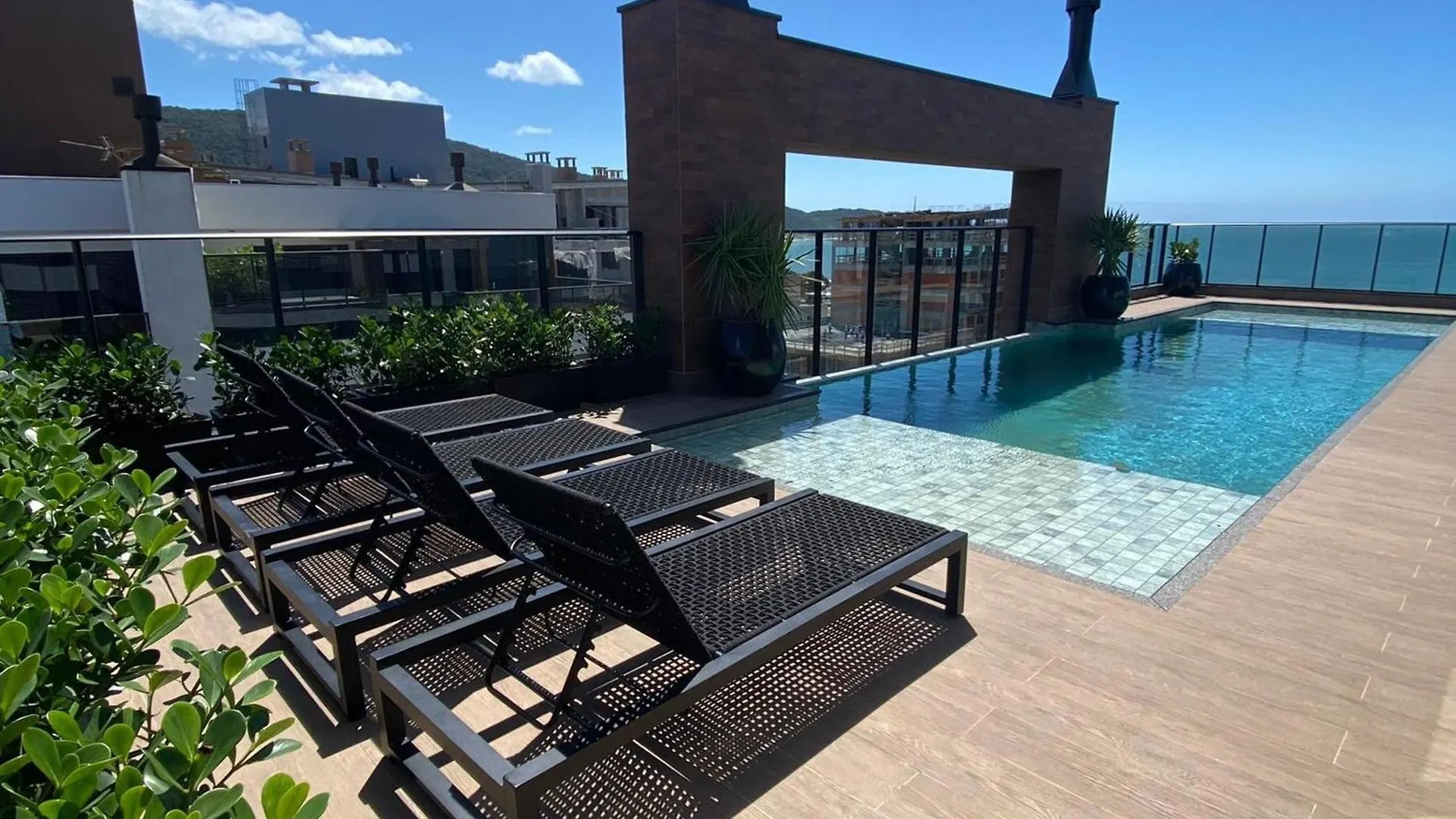 Vfr - Estudios Proximos Da Praia De Bombas Bombinhas Apartamento
