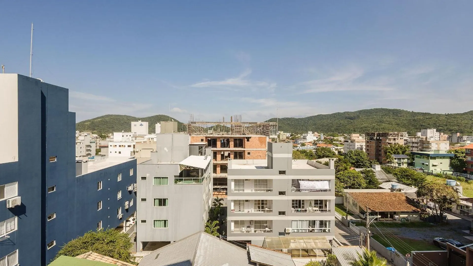 Vfr - Estudios Proximos Da Praia De Bombas Bombinhas Apartment